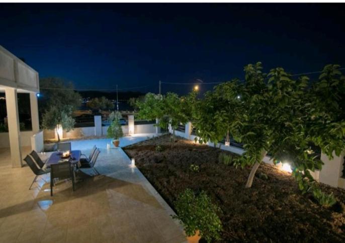 Villa Ammos Salamina Esterno foto